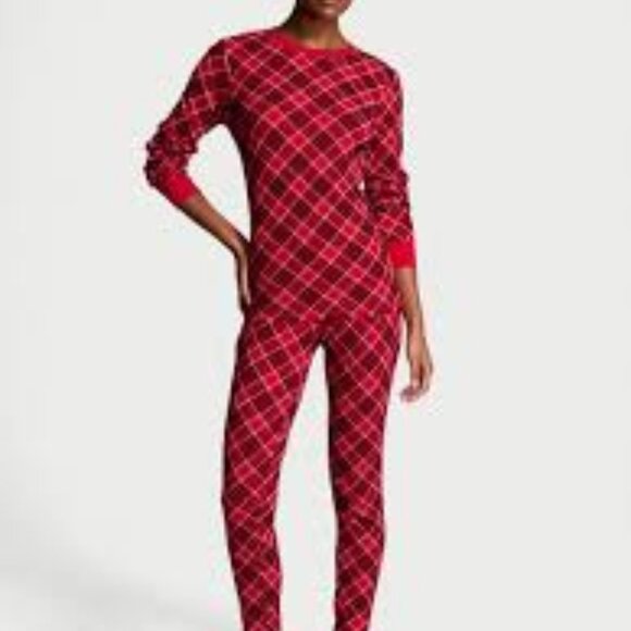 Red  Thermal Long Pajama Set Size XS - Picture 1 of 2